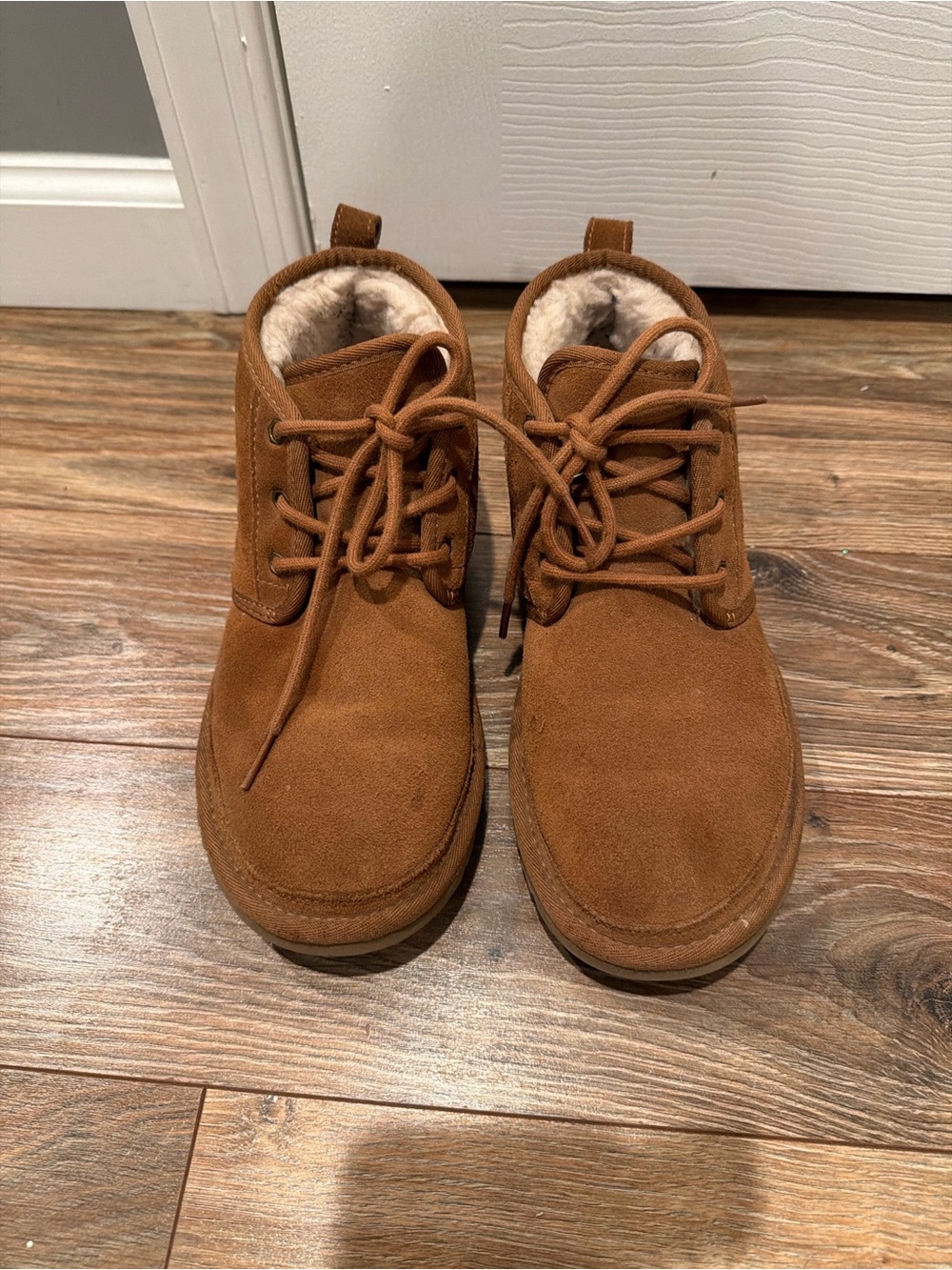 UGG Men's Chestnut Suede Chukka Boots with Shearling Lining
